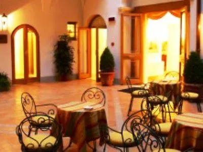 Hotel Cavaliere Palace