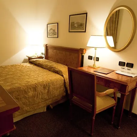 Hotel Cavaliere Palace 4*