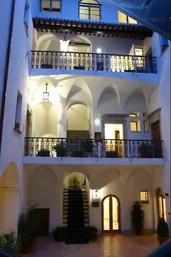 Cavaliere Palace