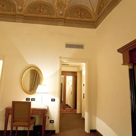 Cavaliere Palace
