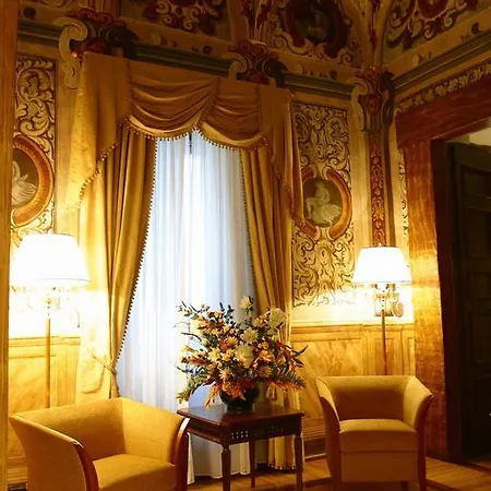 Cavaliere Palace Hotel