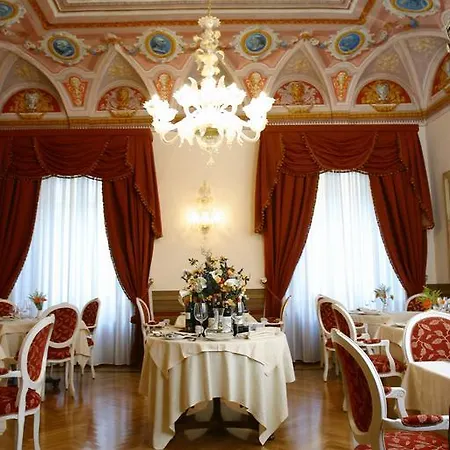 Cavaliere Palace