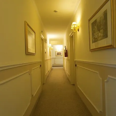 Cavaliere Palace 4*